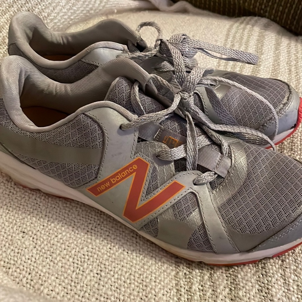 New balance shoes